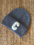 Bonnet “C” en Angora - gris