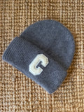 Bonnet “C” en Angora - gris