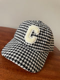 Casquette “C” - pied-de-poule